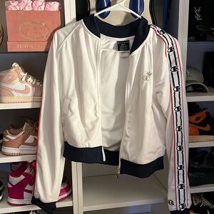 Women’s champion sweater size S